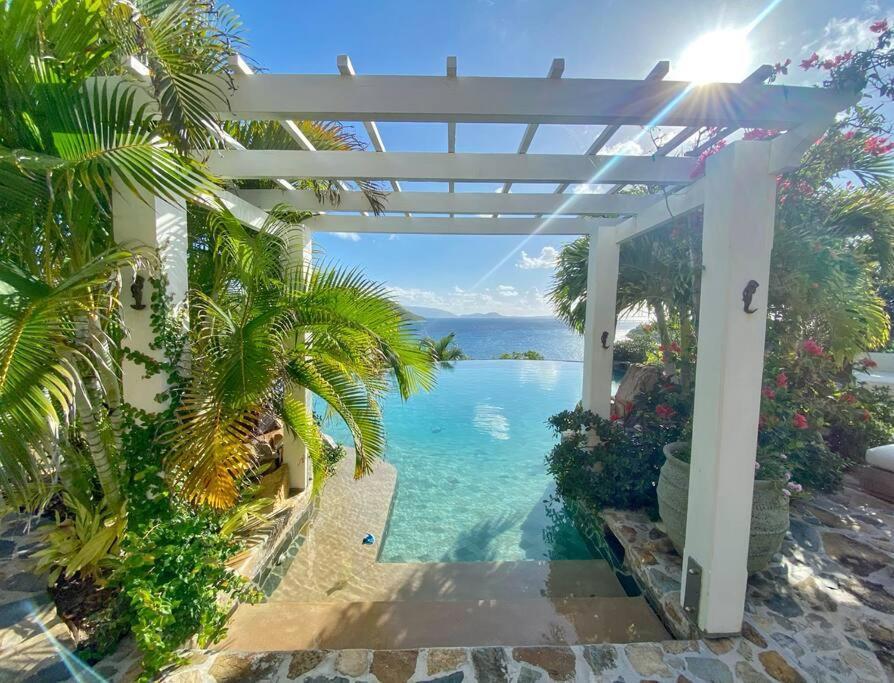 Luxury 7Br Waterfront Villa With Views Of Marina Cay And Scrub Island East End Exterior photo