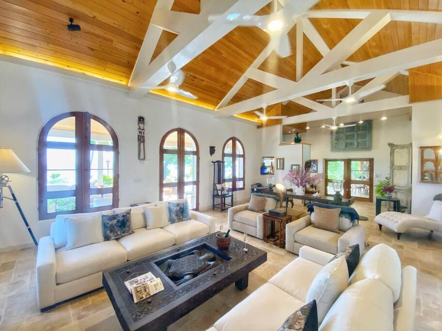 Luxury 7Br Waterfront Villa With Views Of Marina Cay And Scrub Island East End Exterior photo